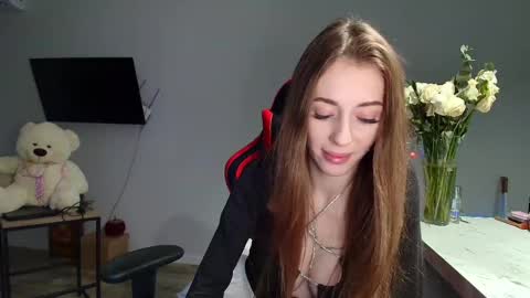Snapshot of evelynn_mooree chatting on December 13, 2024, 1:26 am evelynn_mooree online show from December 13, 2024, 1:26 am