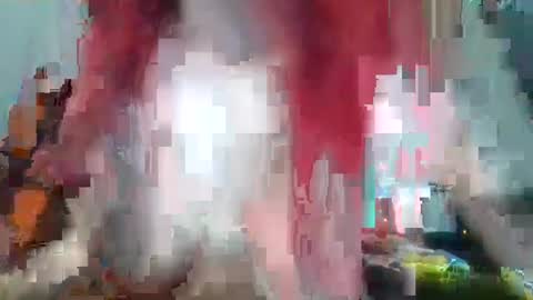 everever123 online show from February 18, 2025, 1:44 pm