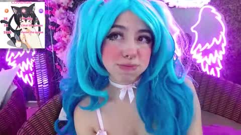 everly_grace online show from December 4, 2025, 8:06 pm