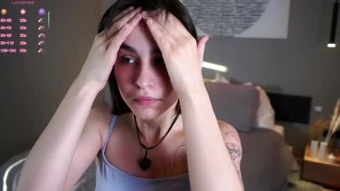 Anita online show from November 17, 2025, 4:51 am