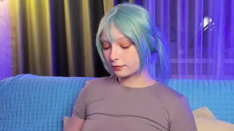 Snapshot of eves_eyes chatting on December 4, 2025, 1:53 pm Forget me not eve on CB online show from December 4, 2025, 1:53 pm