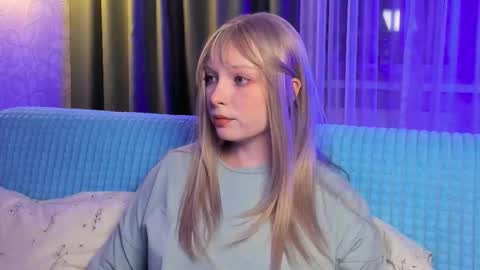 Snapshot of eves_eyes chatting on December 21, 2025, 3:30 pm Forget me not eve on CB online show from December 21, 2025, 3:30 pm