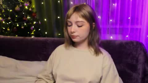 Snapshot of eves_eyes chatting on January 15, 2026, 12:32 pm Forget me not eve on CB online show from January 15, 2026, 12:32 pm