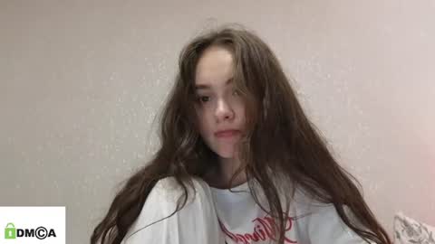 Snapshot of evi_woow chatting on June 16, 2026, 9:17 pm evi_woow online show from June 16, 2026, 9:17 pm