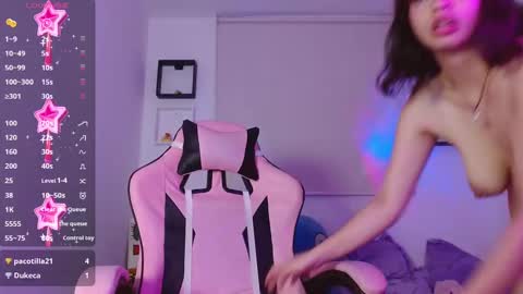 Evie Cloud online show from December 15, 2024, 5:45 am