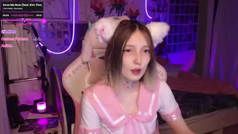 Snapshot of evie_rosen chatting on September 19, 2025, 12:34 am Evie online show from September 19, 2025, 12:34 am