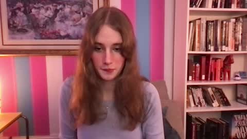 Evie3 online show from September 16, 2025, 3:40 am