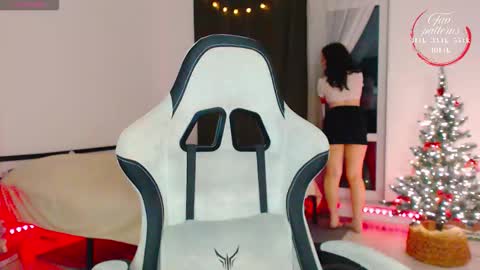 Lessie online show from December 15, 2025, 9:08 pm