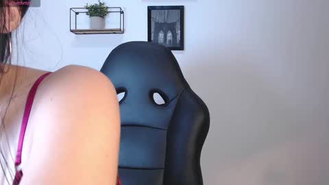 Sofia and David online show from December 23, 2025, 3:04 am