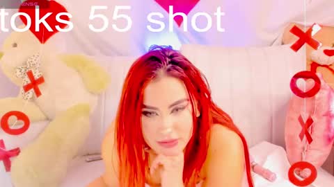 evva_foxxy online show from February 14, 2025, 6:40 pm
