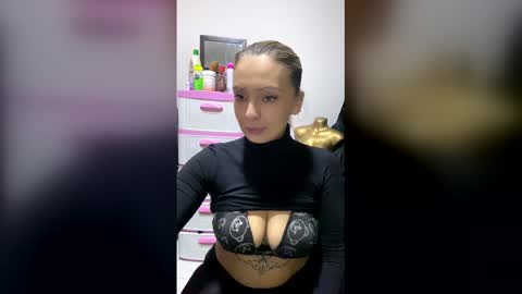 evyei online show from January 17, 2026, 11:19 pm