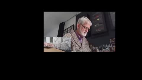 Snapshot of ewaldwillems99 chatting on April 10, 2026, 12:10 pm Naaktloper online show from April 10, 2026, 12:10 pm