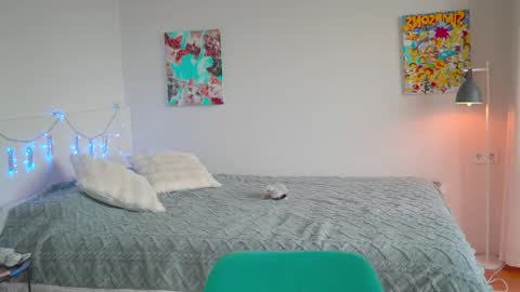 Snapshot of ewelynscott chatting on October 15, 2025, 6:57 am ewelynscott online show from October 15, 2025, 6:57 am