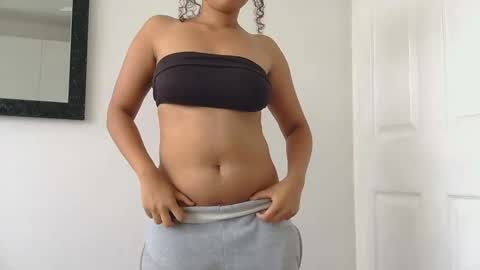 courtney online show from December 14, 2025, 7:47 am