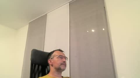 Snapshot of exhibit77 chatting on July 7, 2026, 1:19 am exhibit77 online show from July 7, 2026, 1:19 am
