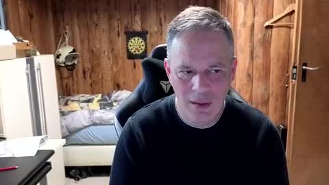 Snapshot of exibe1219 chatting on March 2, 2025, 9:31 am exibe1219 online show from March 2, 2025, 9:31 am