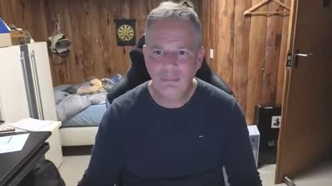 Snapshot of exibe1219 chatting on September 25, 2025, 3:05 pm exibe1219 online show from September 25, 2025, 3:05 pm