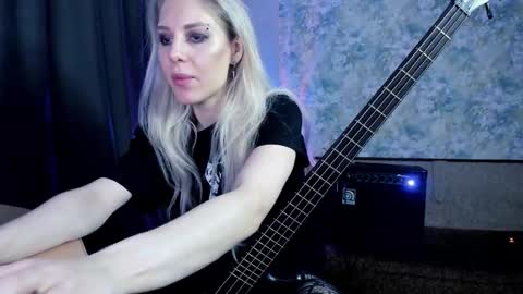 my real name is Irene but Exo is oke too  online show from February 23, 2026, 11:13 pm