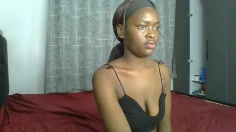 Snapshot of exotic_cutiee chatting on June 9, 2026, 6:41 pm exotic_cutiee online show from June 9, 2026, 6:41 pm