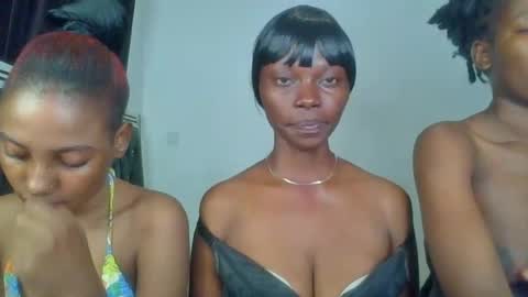 exotic_cutiee online show from July 20, 2026, 10:45 pm