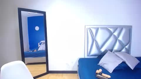 exotic_karmella online show from November 21, 2025, 9:13 pm