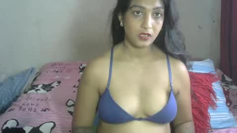 Snapshot of exotic_queen01 chatting on February 16, 2025, 9:15 am Amber online show from February 16, 2025, 9:15 am