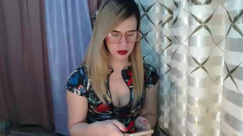 exoticbabes online show from September 22, 2025, 11:18 pm