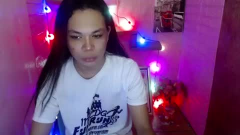 Snapshot of exoticblacknicaxxx chatting on December 19, 2024, 11:18 am Nica online show from December 19, 2024, 11:18 am