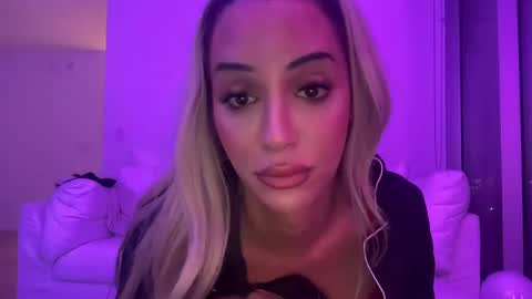 exoticcbabyy online show from September 30, 2025, 5:01 am