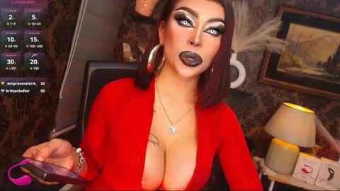 Snapshot of exoticmaria chatting on October 2, 2025, 7:04 am MARIA online show from October 2, 2025, 7:04 am