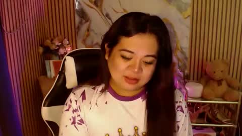 SHANTAL MARIE online show from November 16, 2025, 5:35 am