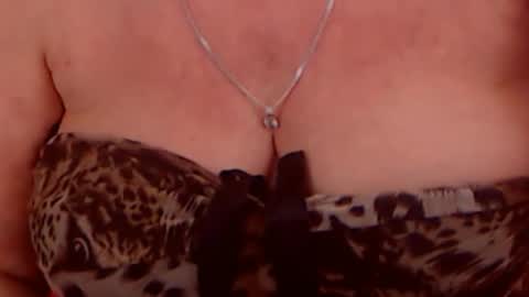 Snapshot of experiencedalana chatting on February 2, 2025, 1:23 am Alana online show from February 2, 2025, 1:23 am