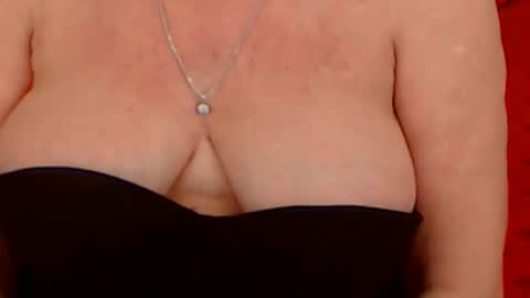 Snapshot of experiencedalana chatting on March 5, 2025, 2:25 am Alana online show from March 5, 2025, 2:25 am