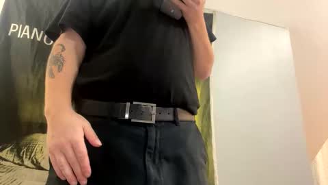 Explosivee andyy online show from October 27, 2025, 10:19 am