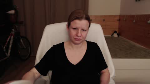 Snapshot of exponentex5 chatting on December 4, 2024, 6:28 pm Crystal online show from December 4, 2024, 6:28 pm