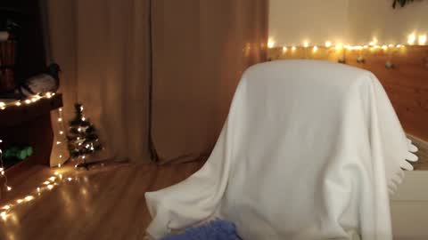 Snapshot of exponentex5 chatting on December 27, 2024, 8:39 pm Crystal online show from December 27, 2024, 8:39 pm