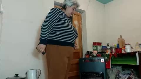 Snapshot of exquisitemature chatting on January 25, 2025, 6:24 pm ExquisiteMature online show from January 25, 2025, 6:24 pm