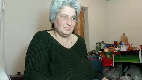 Snapshot of exquisitemature chatting on February 9, 2025, 11:25 pm ExquisiteMature online show from February 9, 2025, 11:25 pm