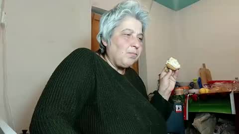 Snapshot of exquisitemature chatting on February 12, 2025, 11:51 pm ExquisiteMature online show from February 12, 2025, 11:51 pm