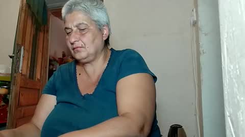 Snapshot of exquisitemature chatting on September 20, 2025, 11:00 am ExquisiteMature online show from September 20, 2025, 11:00 am