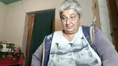 Snapshot of exquisitemature chatting on October 14, 2025, 7:20 am ExquisiteMature online show from October 14, 2025, 7:20 am