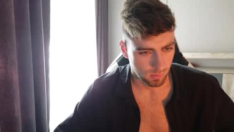 Snapshot of exstayz chatting on October 1, 2025, 6:41 am Sweetheart online show from October 1, 2025, 6:41 am