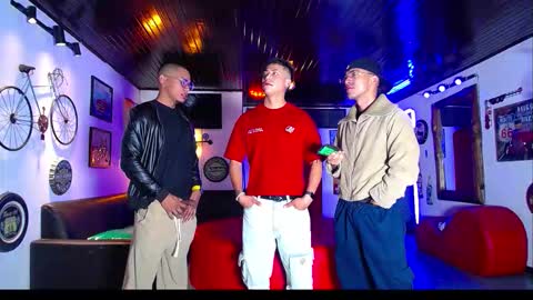 Snapshot of extrangers chatting on January 16, 2026, 1:15 pm extrangers online show from January 16, 2026, 1:15 pm