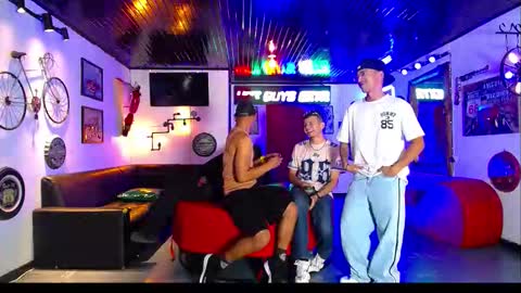 Snapshot of extrangers chatting on January 19, 2026, 1:15 pm extrangers online show from January 19, 2026, 1:15 pm