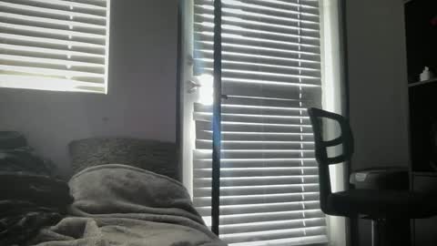 Roxy online show from June 13, 2026, 2:31 am