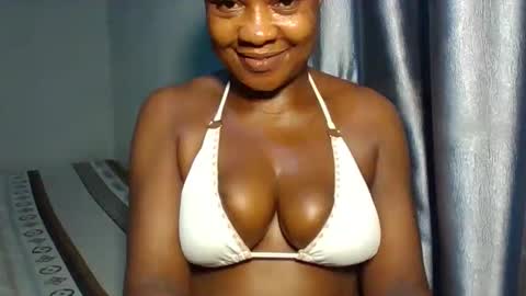 extremelywetgirl_ online show from April 11, 2026, 8:24 pm