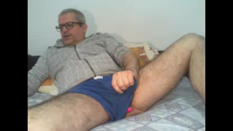 GEORGE online show from December 3, 2025, 1:46 am