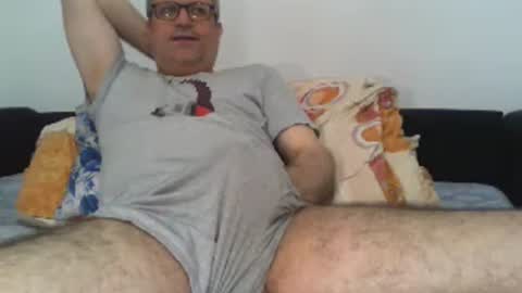Snapshot of eyes12 chatting on June 23, 2026, 5:16 am GEORGE online show from June 23, 2026, 5:16 am