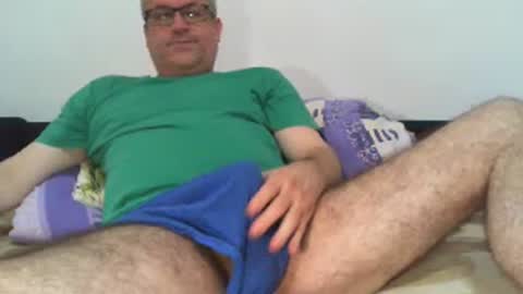Snapshot of eyes12 chatting on July 15, 2026, 12:05 am GEORGE online show from July 15, 2026, 12:05 am
