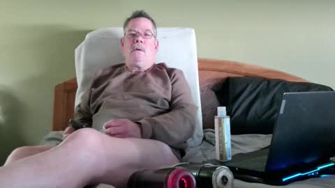 Snapshot of eyeswideshut63 chatting on January 6, 2026, 6:33 pm Eyeswideshut63 online show from January 6, 2026, 6:33 pm